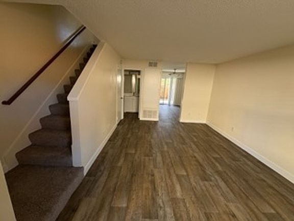 2nd image of 950 S Magnolia Ave APT 17