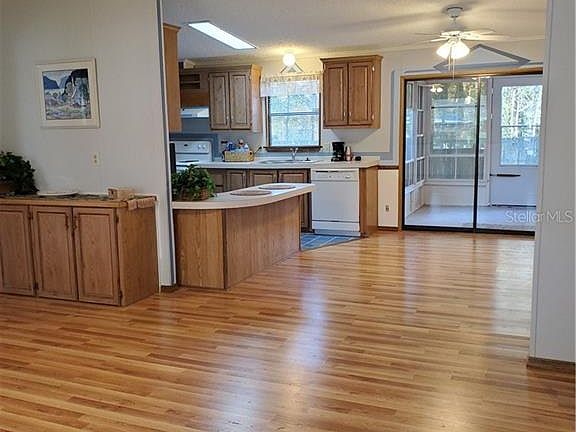 5th image of 7926 W Tumblebrook Dr
