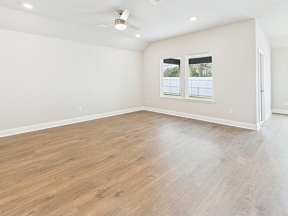 5th image of 103 Acadian Falls Dr