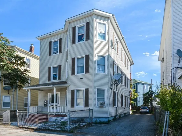 15 Camp St, Worcester, MA 01603