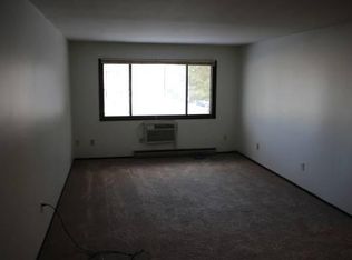 761 S River Rd APT 1, West Bend, WI 53095