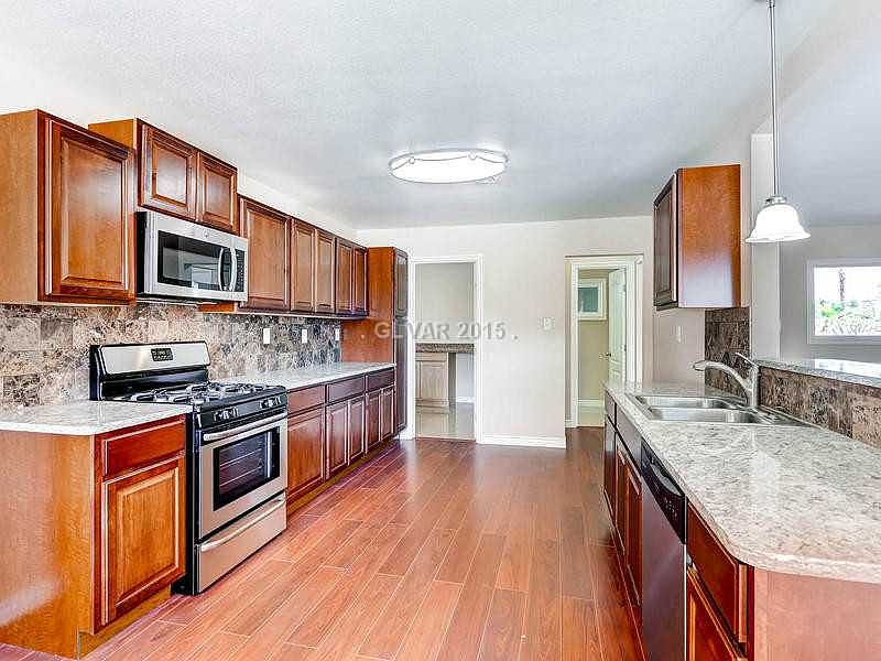 1st image of 2319 Mason Ave