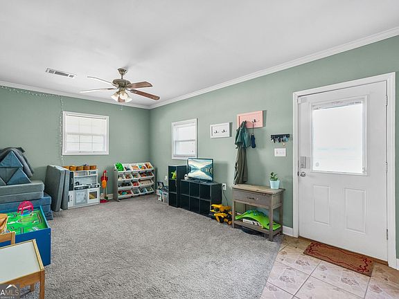 5th image of 506 Jackson Ave
