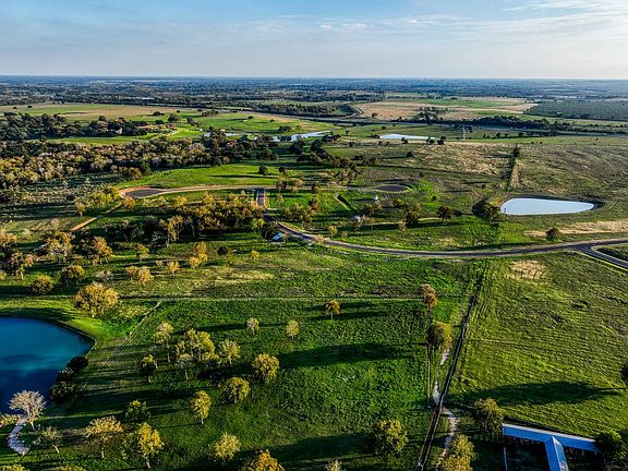 3rd image of Sunny Hills Lot 33 Dr