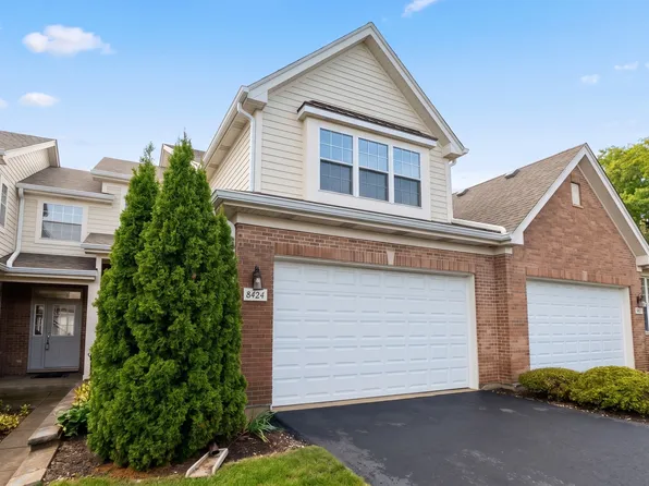 8424 Dawn Ln, Darien, IL 60561