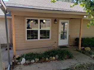 300 Forest Ln, Gordonville, TX 76245