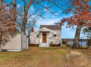 1 Bisson Ln, Merrimac, MA 01860