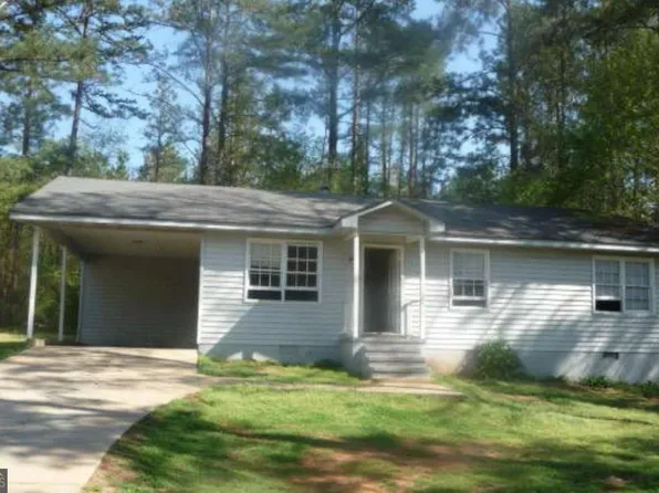 1145 Spring Creek Cir, Griffin, GA 30223