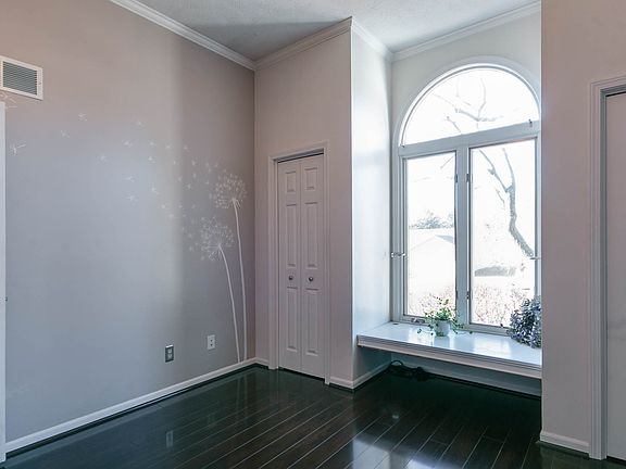 Bedroom 3 on 1st floor 