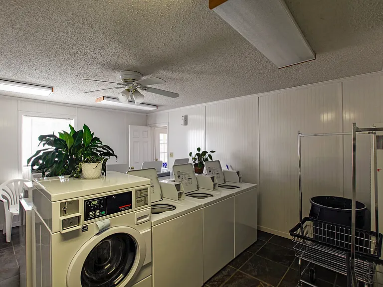 Waverly Villas — Photo 15
