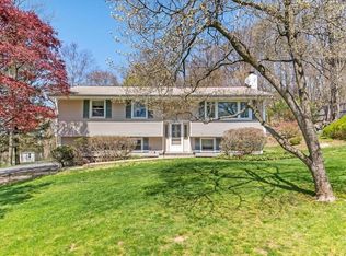 25 Prince Rd, Mahopac, NY 10541