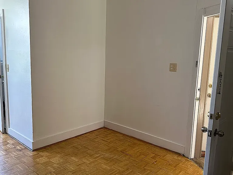 60-17 54th St #2L — Photo 16