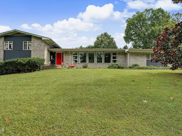 175 Fairway Dr, Blountville, TN 37617