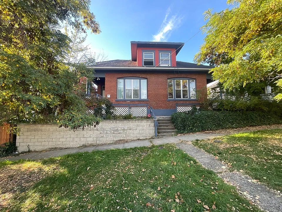 908 N Ave