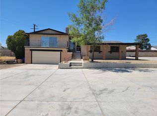 18335 Taloga Ln, Apple Valley, CA 92307
