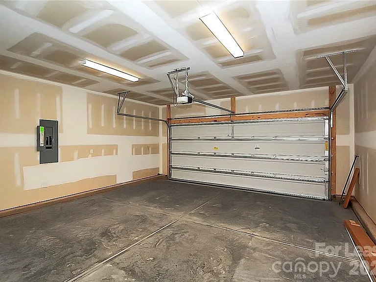 7306 Wheyfield Dr — Photo 18