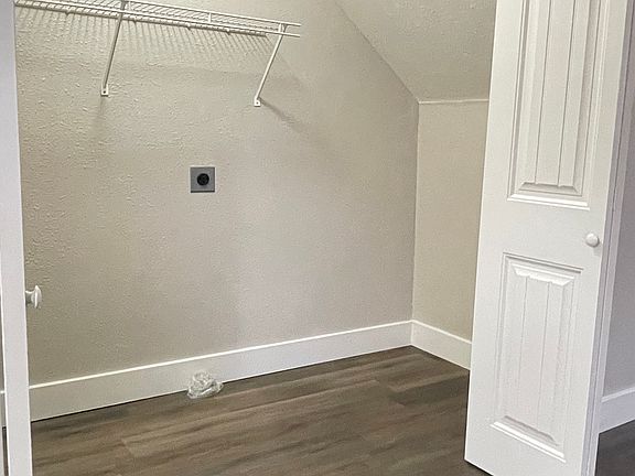 Spacious Laundry Room with full hookups