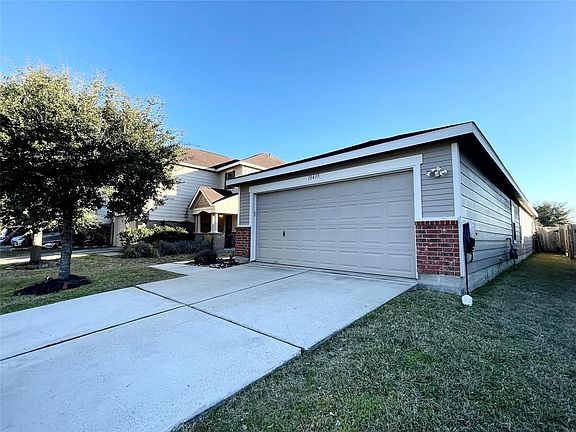 2nd image of 18435 Fair Grange Ln