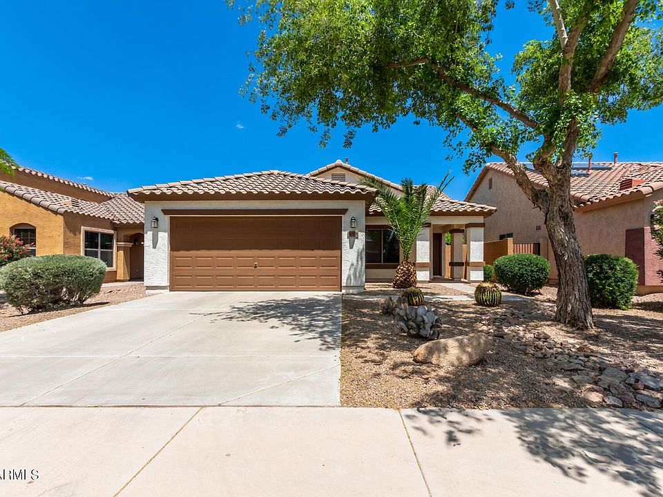 1st image of 36578 W PAMPOLOMA Avenue