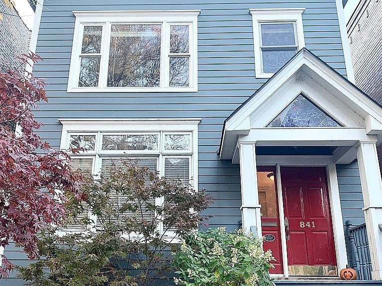 1st image of 841 W Wrightwood Ave #A