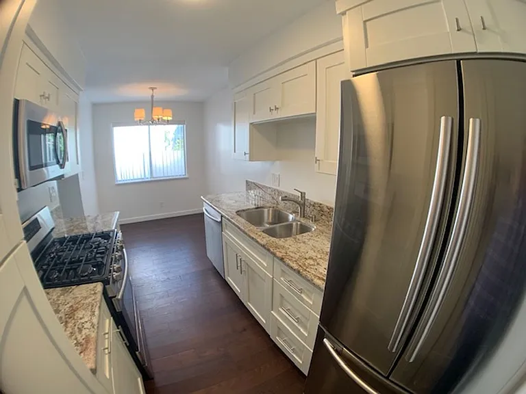 Casa Grande Apartments — Photo 10