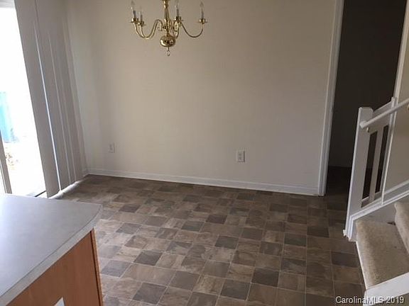 4th image of 123 Summerwood Dr