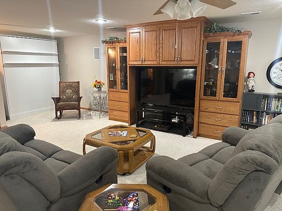 2nd image of 4702 Kensington Dr
