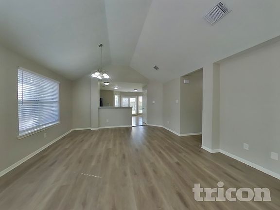3rd image of 4907 Bryant Ridge Rd