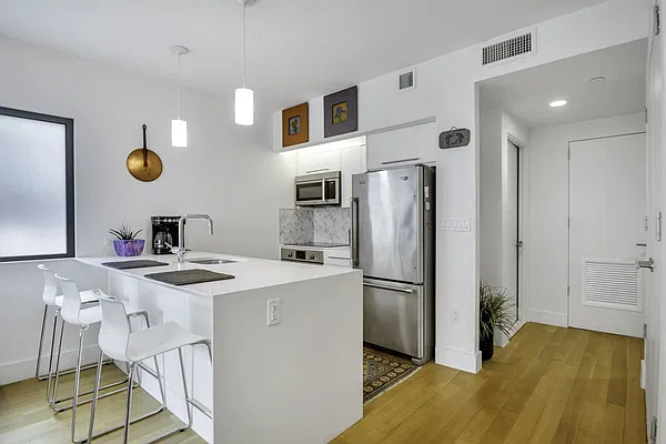 Rented by Compass | media 2