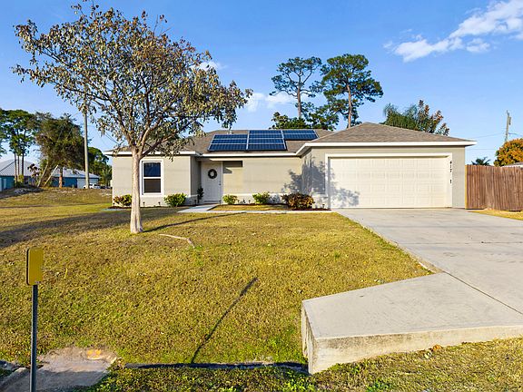 2nd image of 417 SE Seahouse Drive