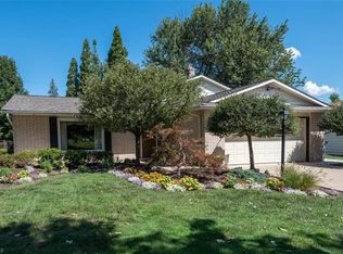 5367 Golfway Ln, Lyndhurst, OH
