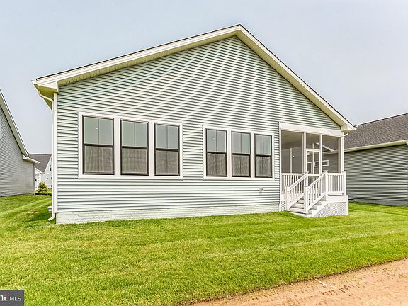 3rd image of 15231 W Kea Way
