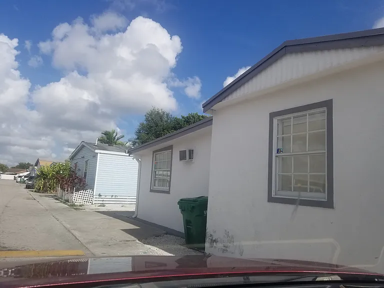 12401 W Okeechobee Rd #C — Photo 2