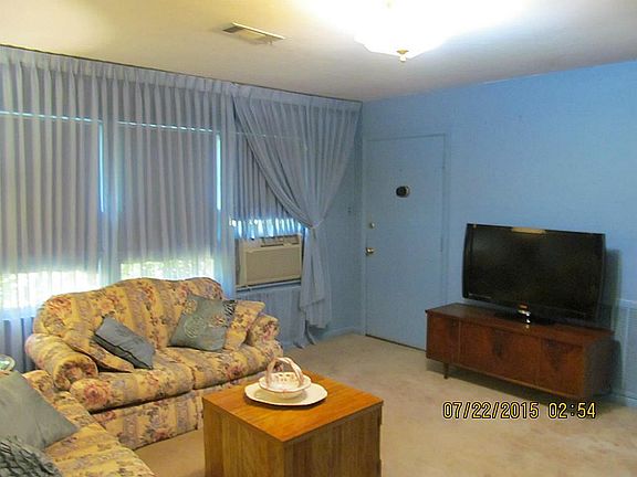 3rd image of 3014 Robinson Blvd