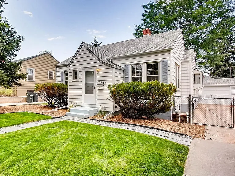 3130 Benton St — Photo 16