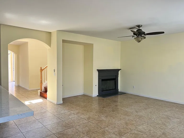 44820 Cosentino Ct — Photo 6