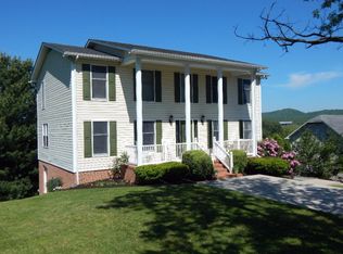 634 Sedge Wren St, Bluefield, VA 24605