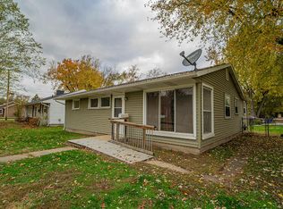 1514 W Porter Ave, Chesterton, IN 46304