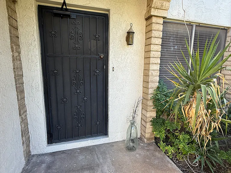 8225 N Central Ave #33 — Photo 8