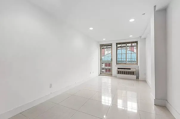 Rented by Corcoran | media 8