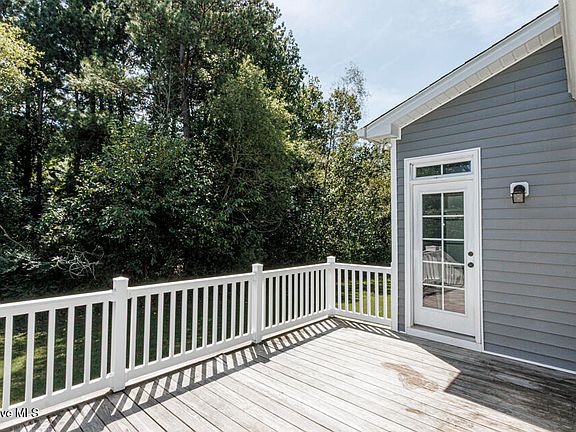 2nd image of 3304 Elmwood Road