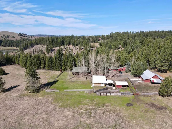 855 Caribel Rd, Kamiah, ID 83536