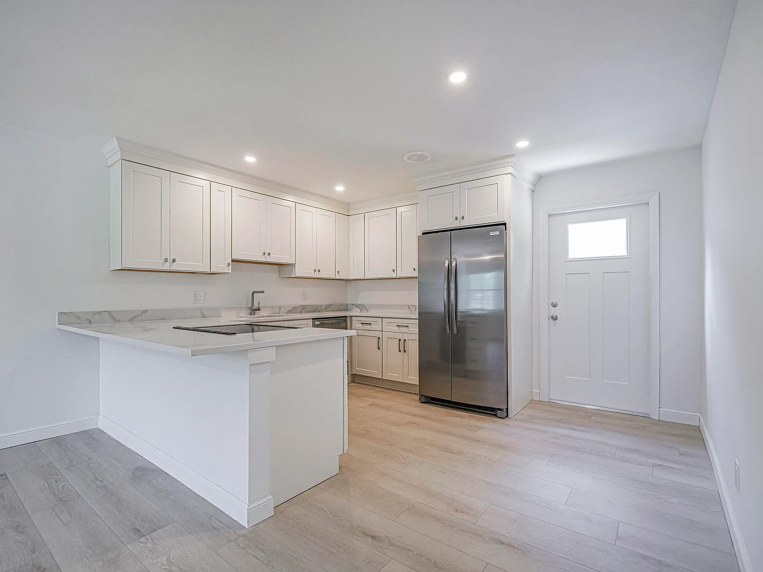 2 bed, 1.0 bath, 900 sqft, $1,850 — Photo 4