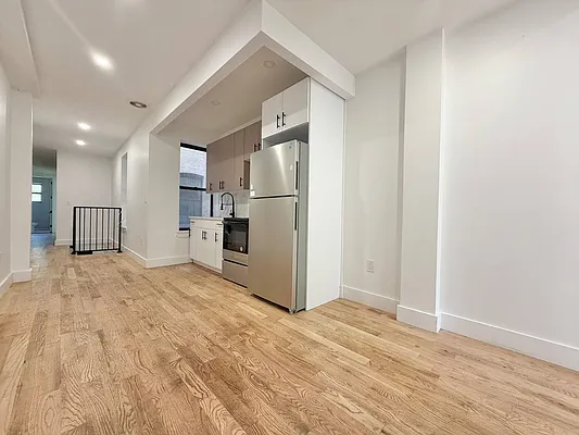 Kitchen, photo 2