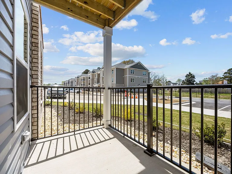 Harbor Village Apartments — Photo 62