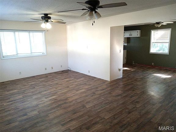 2nd image of 339 W Castor St