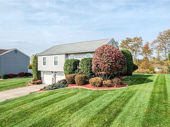4th image of 1131 Aerie Dr