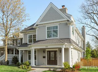 1050 Spruce St, Winnetka, IL 60093