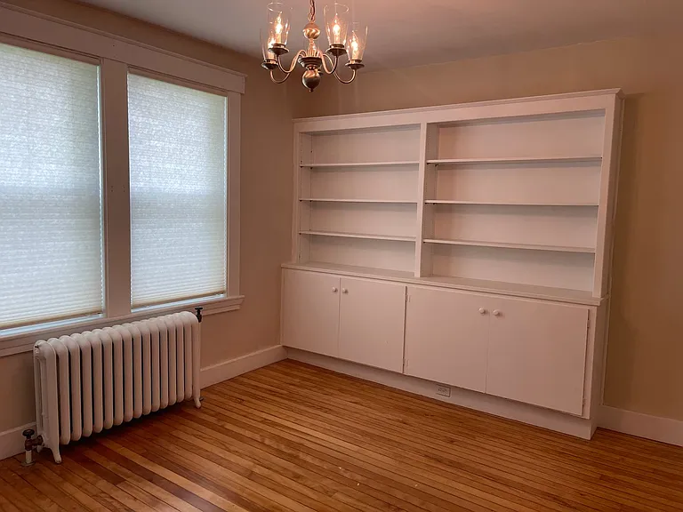 16 Maple St — Photo 13