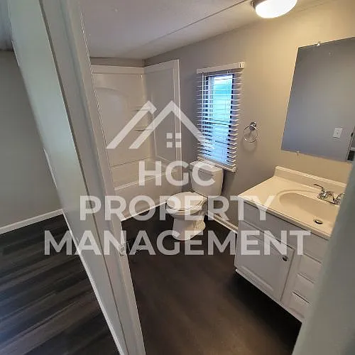 240 Penny Ln — Photo 17